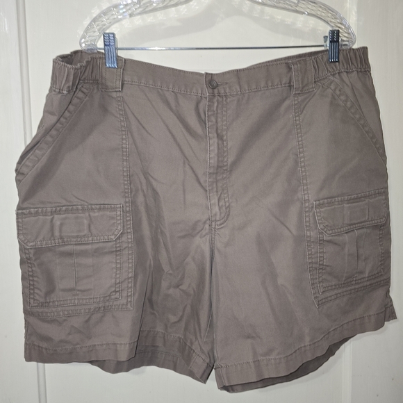 Savane Men's Dark Tan Cargo Utility 7"  Shorts Size 44 - Picture 2 of 9